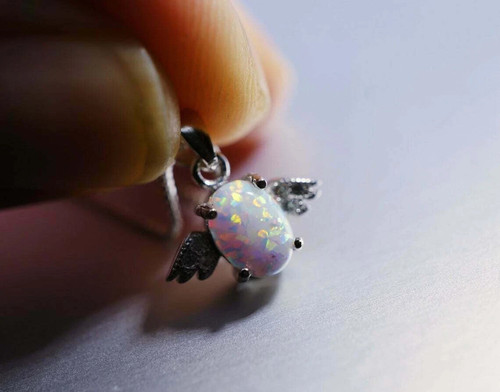 Ciondolo solitario diamante